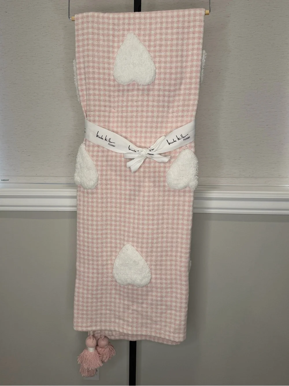 Nicole Miller Pink Houndstooth Heart Tassel Throw